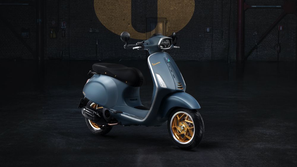 Mengupas Tuntas Vespa Sprint Officina 8 Indonesia, Perpaduan Gaya Klasik, Sentuhan Industrial dan Performa Modern