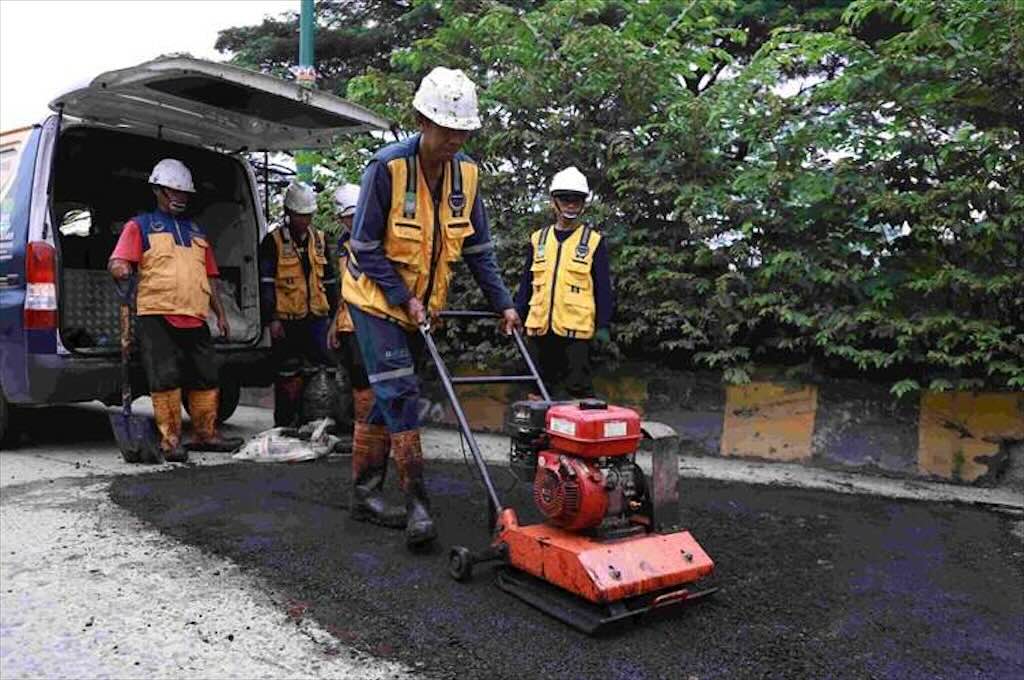 Pemkab Bekasi Percepat Perbaikan Jalan Berlubang, Pastikan Jalur Mudik Lebaran 2026 Aman