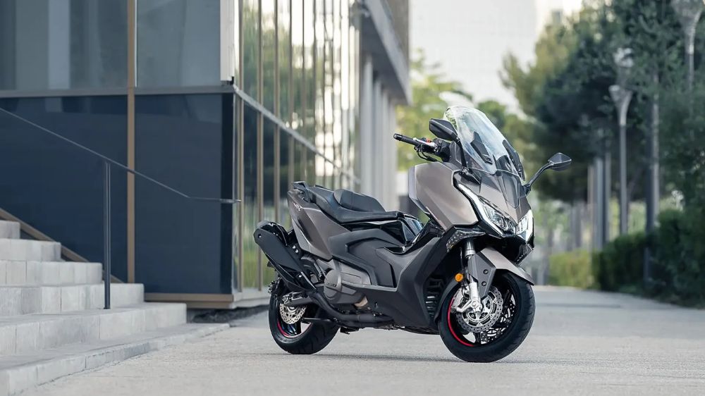 Luncurkan AK550i Premium, Kymco Beri Pilihan Baru untuk Penggemar Skuter Touring