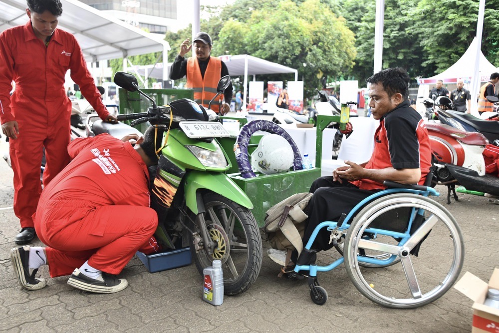 Pertamina Berbagi Gelar Ganti Oli Gratis Sekaligus Dukung Kewirausahaan Disabilitas