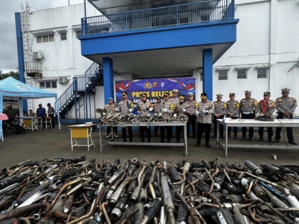 Respons Keluhan Warga Satlantas Polres Sukabumi Kota Musnahkan Ribuan Knalpot Brong