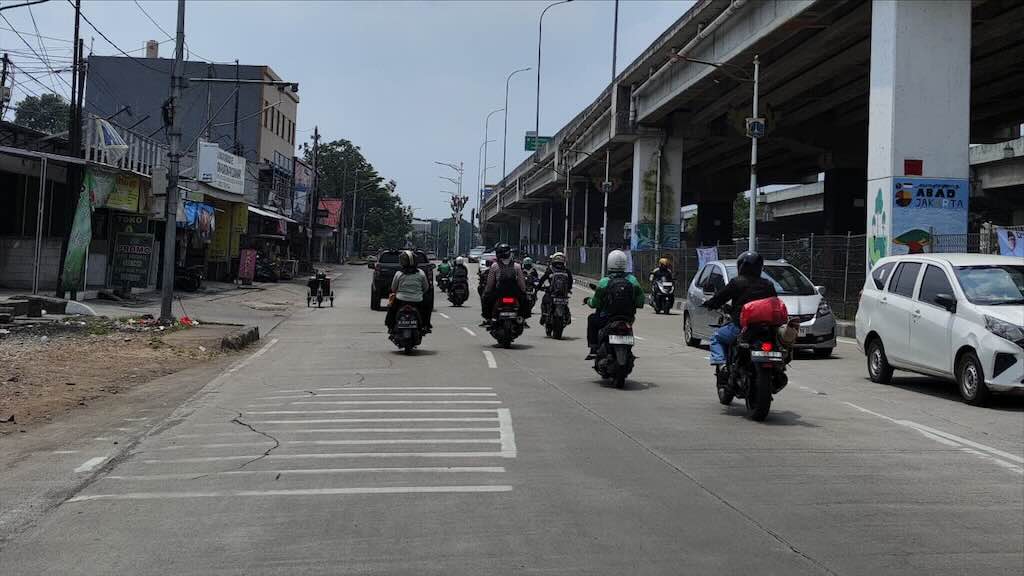 Bahaya Rem Motor Lembek Sehabis Mudik: Rahasia Rawat Master Rem Biar Nggak Blong!