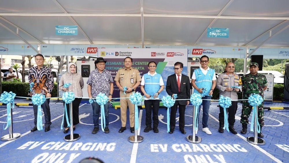 Perkuat Ekosistem Kendaraan Listrik, PLN Resmikan 2 SPKLU Center Di Jakarta