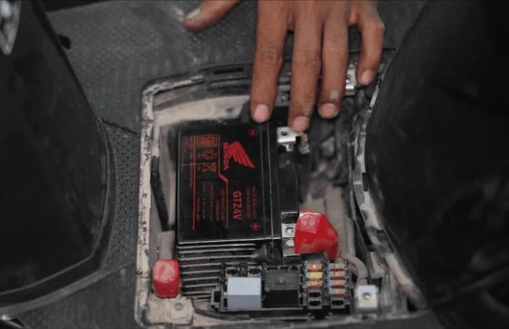 Aki Motor Soak Bisa Ganggu Performa, Ini Tanda dan Risiko yang Perlu Diketahui