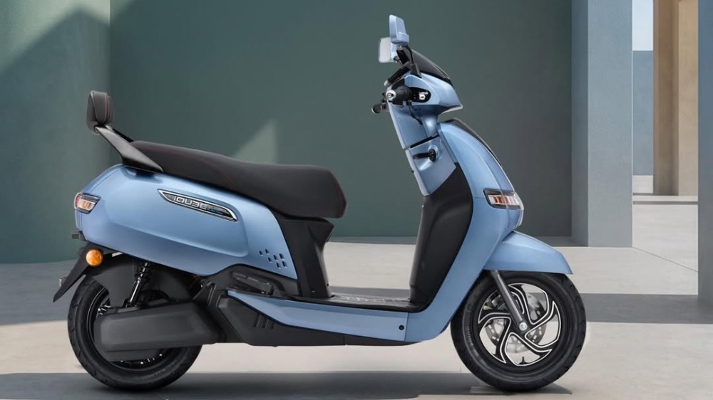 Pengguna Skuter Listrik India Meningkat, TVS dan Bajaj Dominasi Pasar