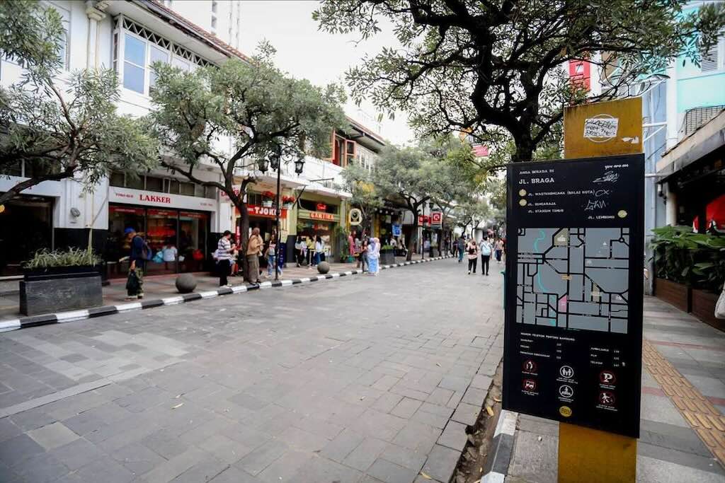 Atasi Masalah Parkir Liar, Pemkot Bandung Wacanakan Pembangunan Gedung Parkir di Pusat Kota
