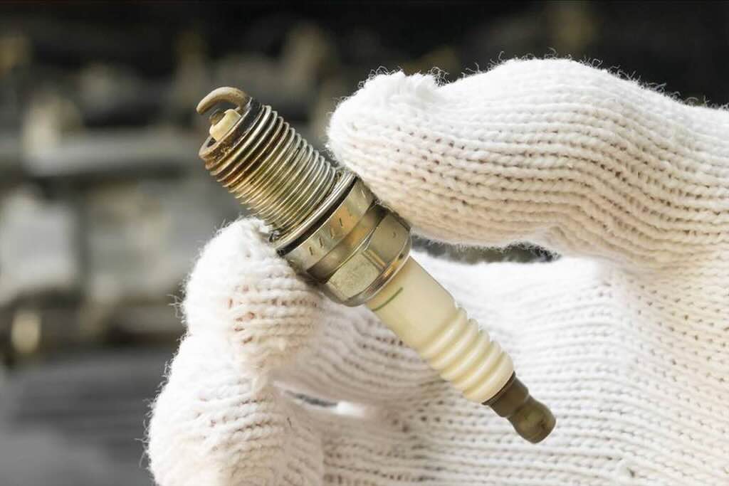 Busi Iridium untuk Motor Harian Aman atau Tidak? Simak Penjelasannya