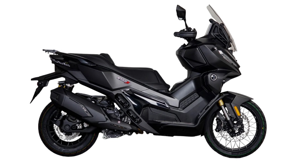 Skuter Adventure China Makin Serius, Voge SR450X Bawa Mesin Twin dan Fitur Canggih