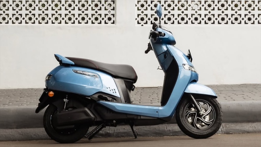 Cari Skuter Listrik Retro di Bawah Rp 30 Juta dengan Bagasi Luas? TVS iQube S Bisa Jadi Pilihan