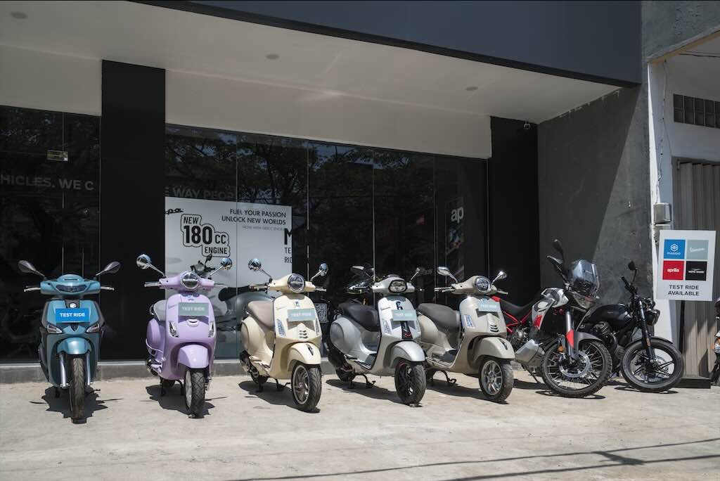 Perkuat Jangkauan di Sulawesi, PT Piaggio Indonesia Resmikan Dealer Motoplex 4 Brand di Makassar