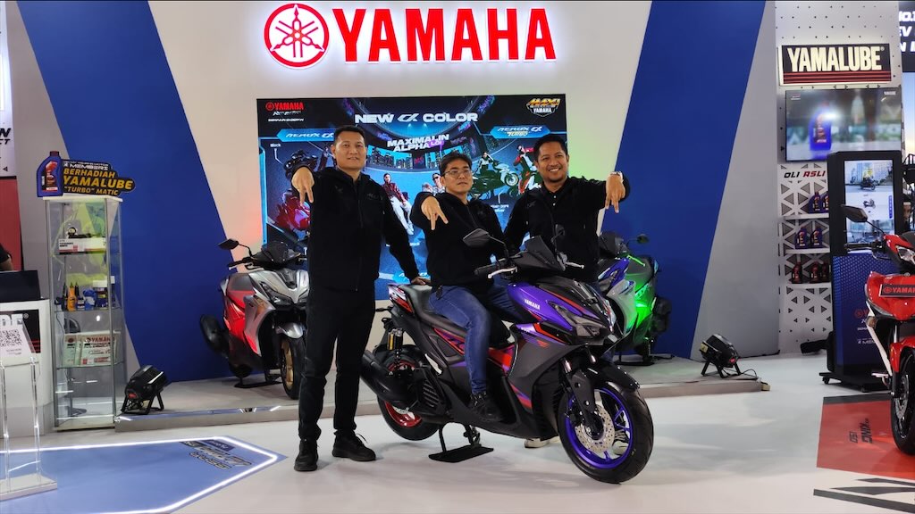 Yamaha Aerox Alpha Tampil Agresif dengan Varian Warna Baru di Panggung IIMS 2026