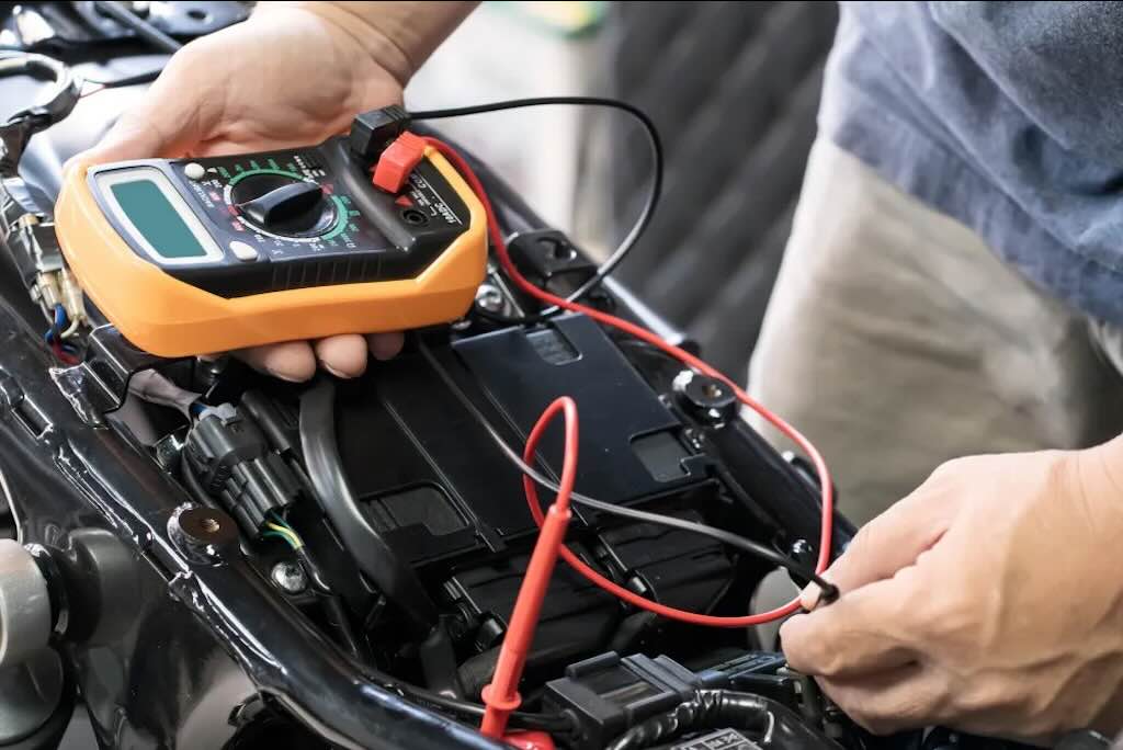 Cara Mendeteksi Gangguan Kelistrikan Motor Sejak Dini Sebelum Terjadi Kerusakan Parah