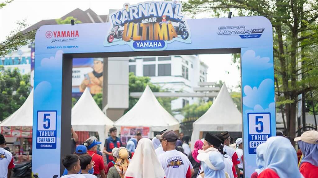 Sambangi Jawa Barat, Karnaval Gear Ultima Yamaha Sukses Guncang Warga Kota Depok