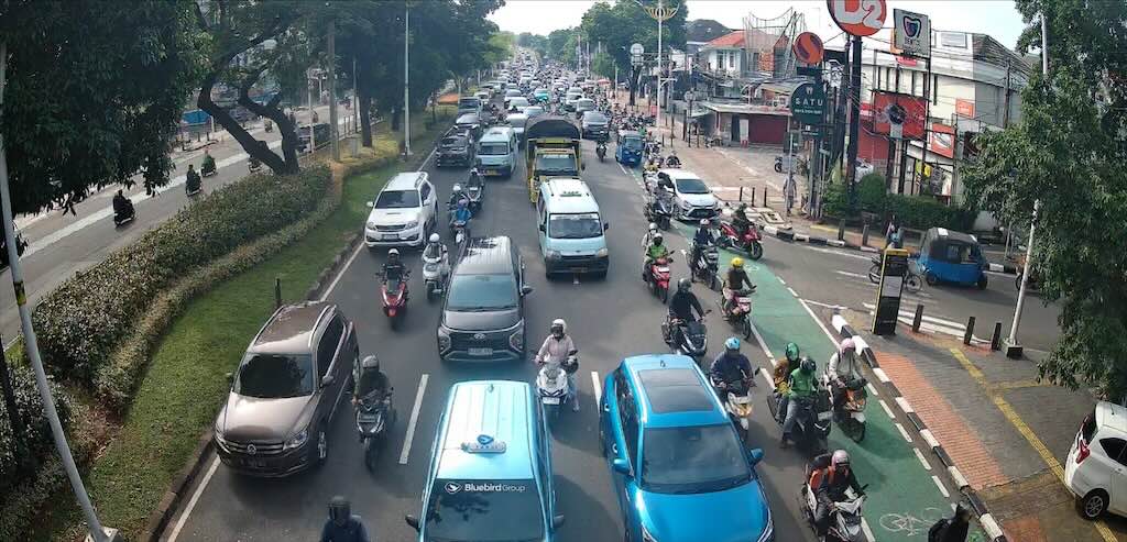 Pramono Anung Ungkap Alasan Kendaraan Listrik Tetap Bebas Pajak, Dukung Transisi Energi Hijau