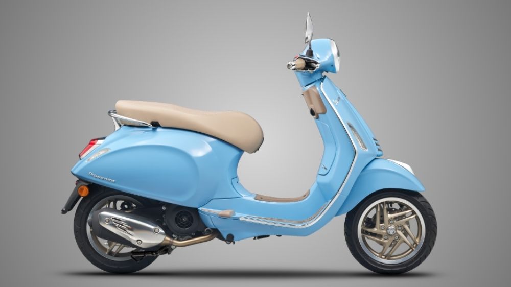 Upgrade Mesin 180cc, Inilah Detail Spesifikasi Vespa Primavera S Terbaru dengan Velg Bronze Elegan