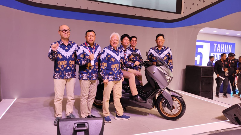 Yamaha XMAX Connected TechMAX Meluncur di IMOS 2025, Definisi Baru Skuter Premium Canggih