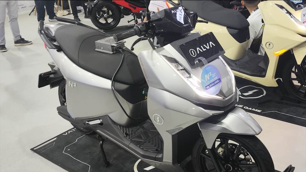 DPRD DKI Jakarta Dorong Pajak Kendaraan Listrik, Bagaimana Nasib Motor Listrik?