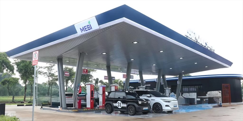 PLN, MEBI dan Huawei Resmikan SPKLU Ultra-Fast Charging Pertama di Indonesia