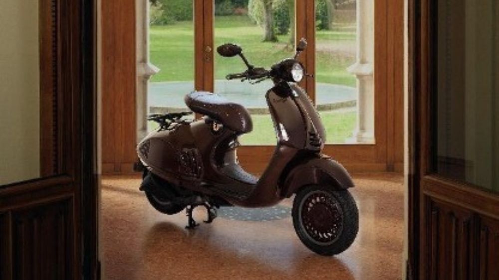 Vespa 946 Horse Resmi Meluncur di Indonesia, Perkuat Gaya Premium dalam Edisi Terbatas