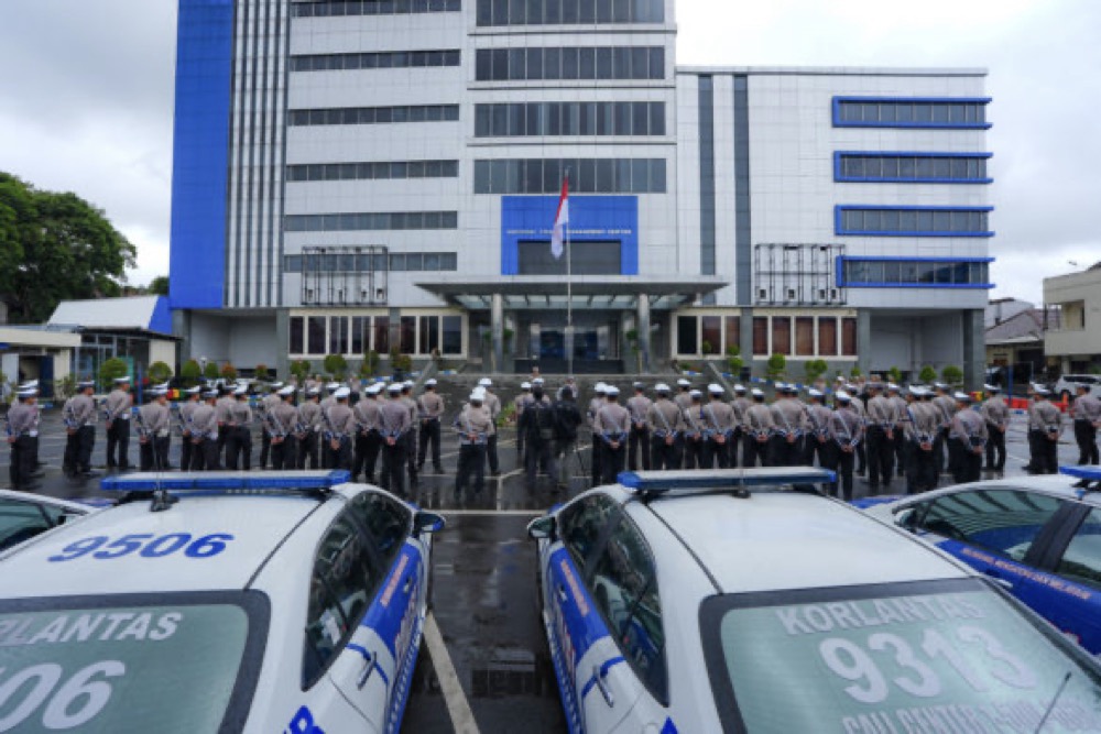 Korlantas Polri Perkuat Pengamanan Nataru, Tim Pamatwil Resmi Bertugas di Titik Krusial Operasi Lilin 2025