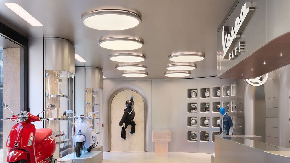 Vespa Buka Concept Store The Empty Space di Milan, Pamerkan Gaya Hidup dan Koleksi Fashion
