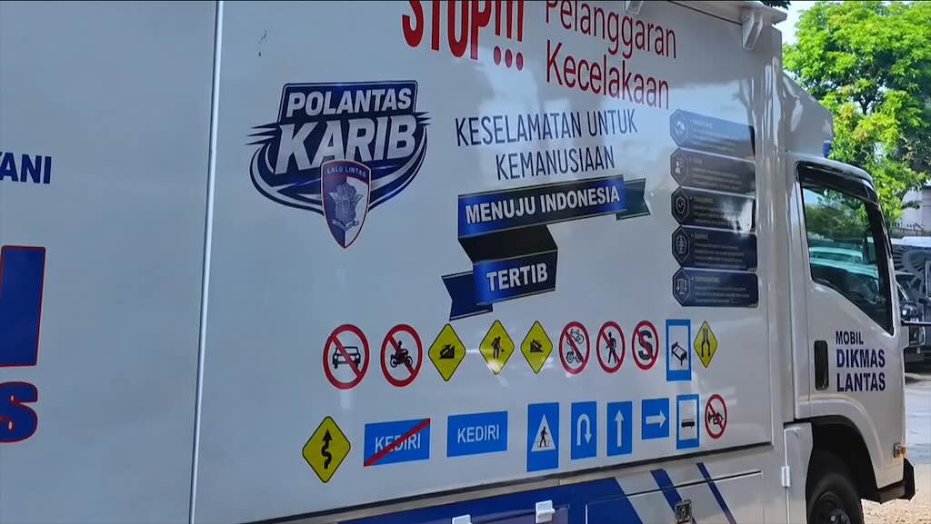 Korlantas Polri Perkuat Edukasi Lalu Lintas Lewat Mobil Dikmas dengan Fasilitas Multimedia