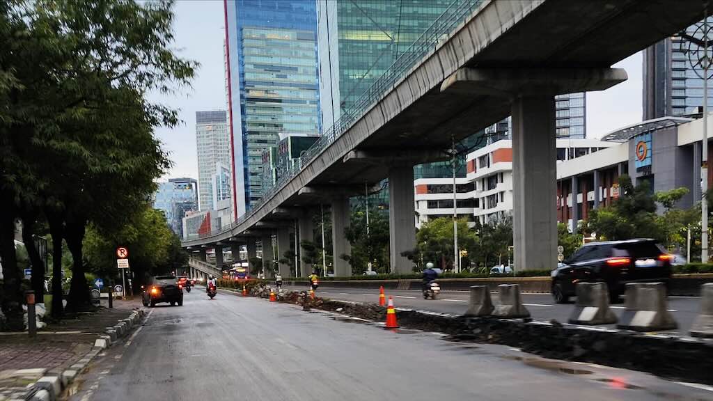 Penataan Jalan Rasuna Said Berlanjut, Pengguna Jalan Diminta Waspada dan Berhati-Hati Saat Melintas