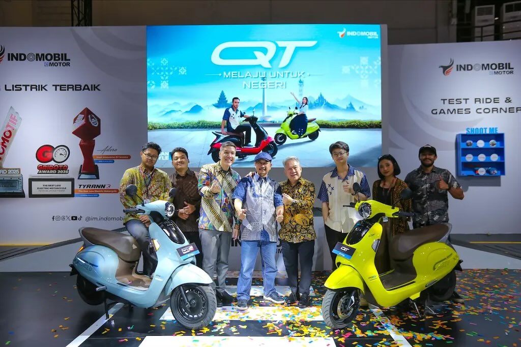 Hadir di IIMS 2026, Indomobil Emotor Resmi Perkenalkan Skuter Listrik QT dan QT Pro Terbaru