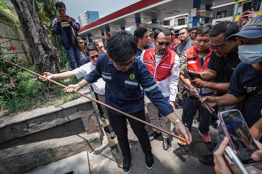 Dirut Pertamina Patra Niaga dan Dirjen Migas Tinjau Langsung SPBU Pasca Kejadian di Jawa Timur