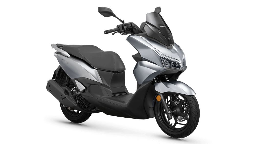 Honda NWT150 Skuter Premium Berteknologi Radar Pertama dari Honda Siap Guncang Pasar Tiongkok