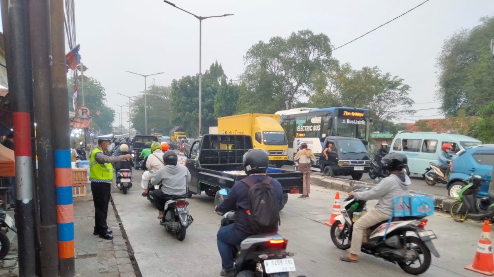 Pramono Minta Jalan Berbahaya Segera Ditangani Setelah Pelajar Tewas di Kramat Jati