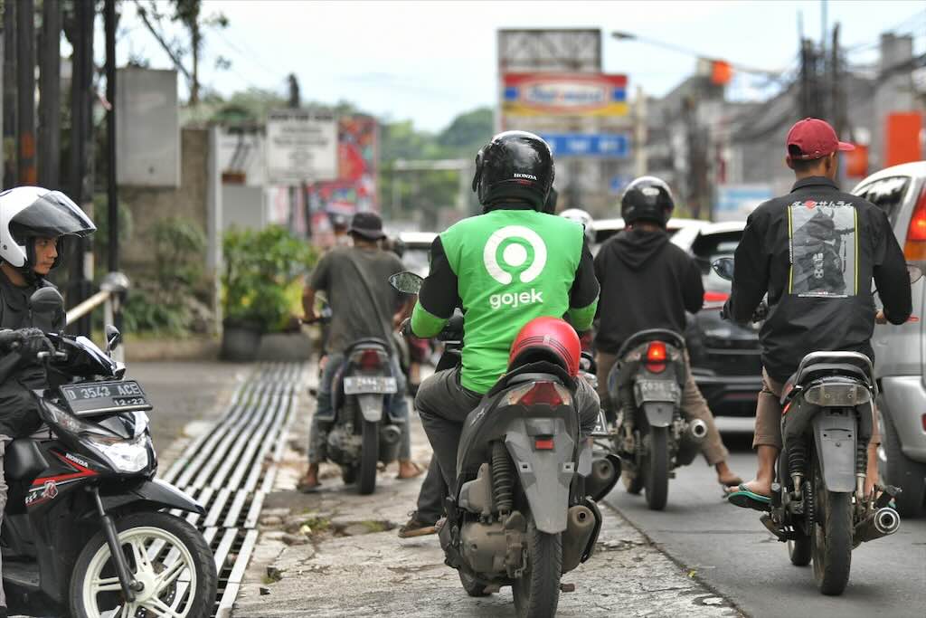 Sengaja Tutup atau Modifikasi Plat Nomor Kendaraan? Siap-Siap Kena Denda!