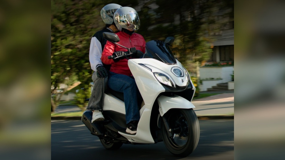 Gak Kalah Hedon! Segini Ketangguhan Suzuki Burgman 150 yang Siap Jegal PCX & Nmax