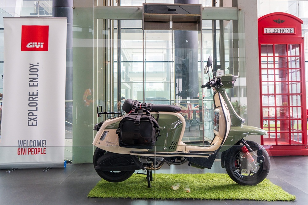 GIVI Turut Ramaikan Perayaan 2 Tahun Scomadi Indonesia, Ratusan Skuter Klasik Penuhi Jakarta