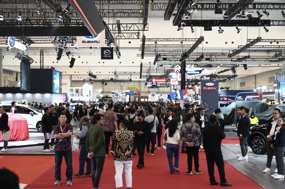 Gausah Pusing Parkir! Permata Bank GJAW 2025 Sediakan Shuttle Bus Gratis, Catat Lokasinya!