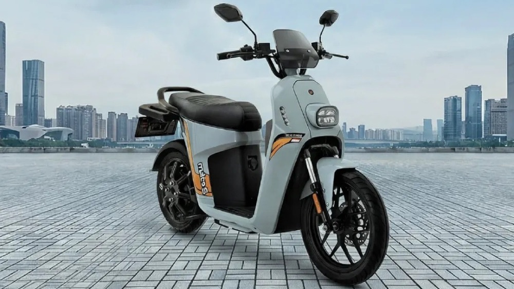 Cukup Cas 20 Menit, Motor Listrik Charged Maleo S 2026 Bisa Melaju Hingga 150 KM