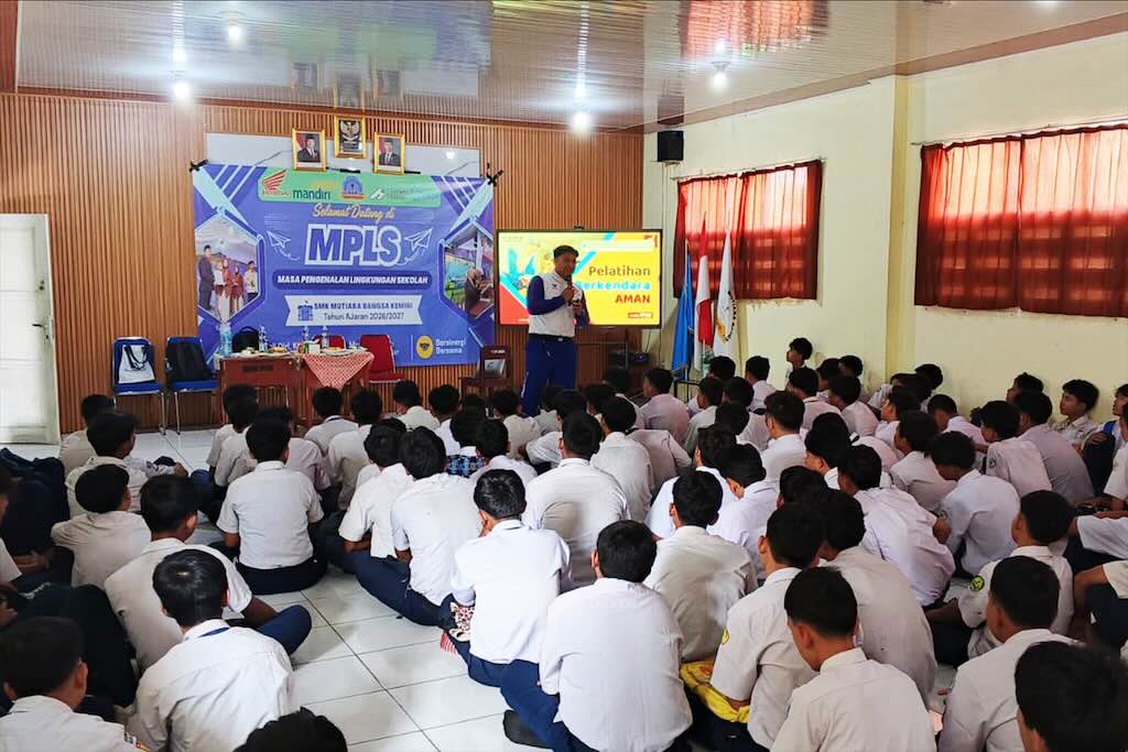 Edukasi Safety Riding Sejak Dini, Wahana Honda Tanamkan Budaya #Cari_Aman ke 800 Pelajar
