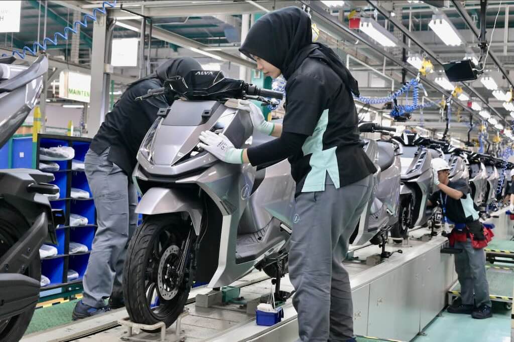 Sertifikasi TKDN Jadi Tantangan Industri Otomotif di Tengah Transisi Kendaraan Listrik