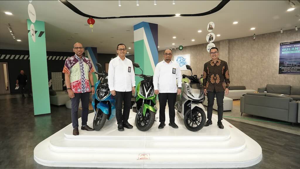 ALVA Jadi Pabrikan Motor Listrik Pertama Peraih Sertifikat INDI 4.0