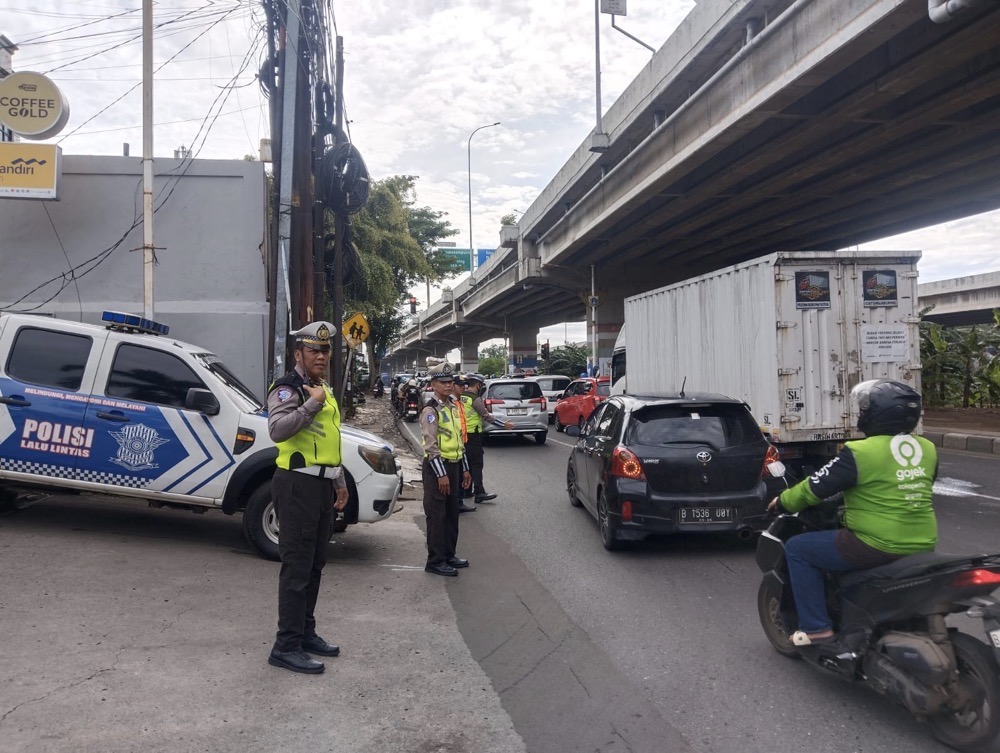 Kakorlantas Polri Ungkap Dua Gelombang Puncak Mudik Nataru, Volume Kendaraan Tembus 201 Ribu