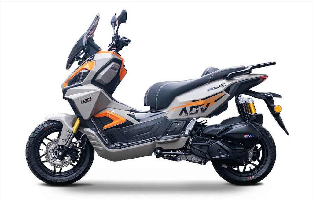 Aveta Falcon 180 Hadir Sebagai Skutik Adventure Baru yang Tawarkan Beragam Fitur Modern