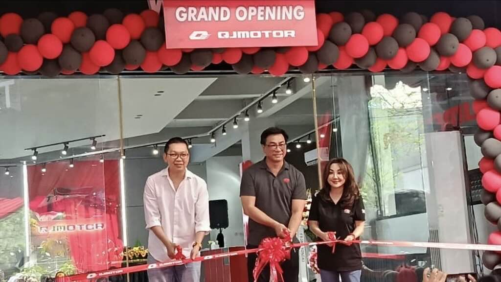 QJMOTOR Tingkatkan Kualitas Layanan Lewat Pembaruan Showroom Kebon Jeruk