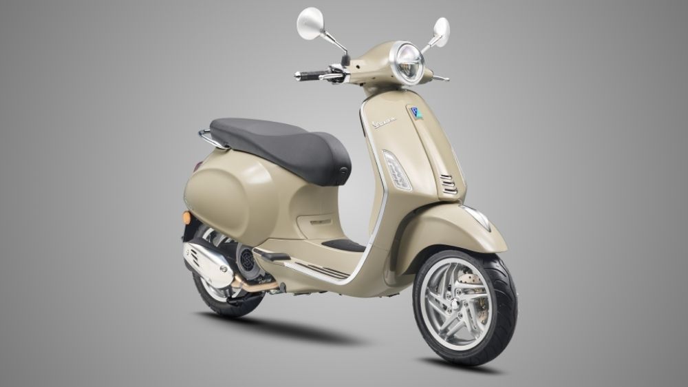 Vespa Primavera 180 i-get ABS 2026: Mesin Makin Gede, Gaya Makin Kece!