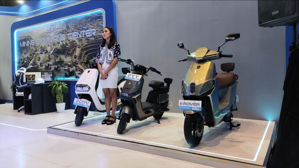 MAB Pamerkan Skuter Listrik dan Solusi Mobilitas di PEVS 2026 JIExpo Kemayoran