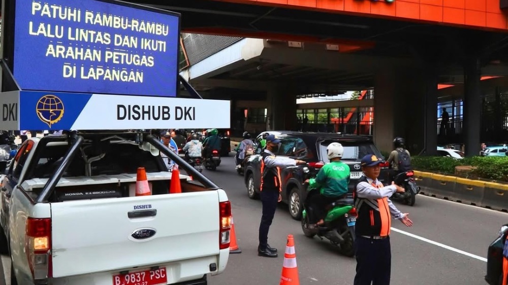 Resmi Dimulai! Pemprov DKI Jakarta Bongkar Tiang Monorel di HR Rasuna Said
