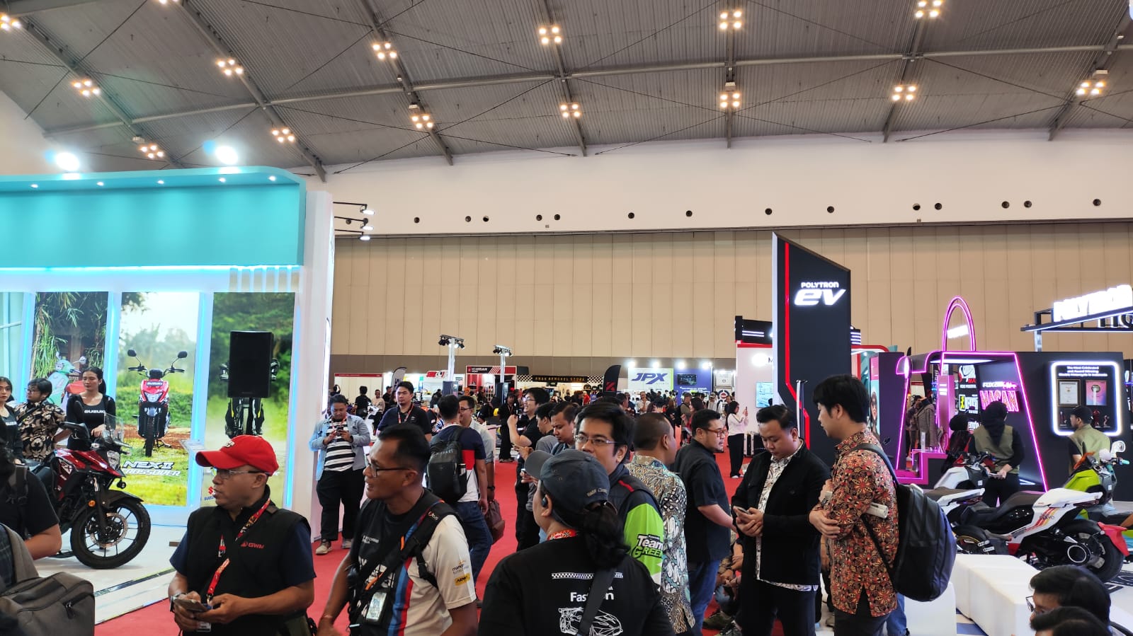 IMOS 2025 Hadirkan Pesta Belanja Diskon 50 Persen dan Edukasi Safety Riding