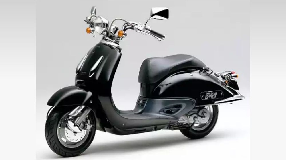 Honda Joker 1996, Skuter Matik yang Mengadopsi Gaya Motor Cruiser Klasik Amerika