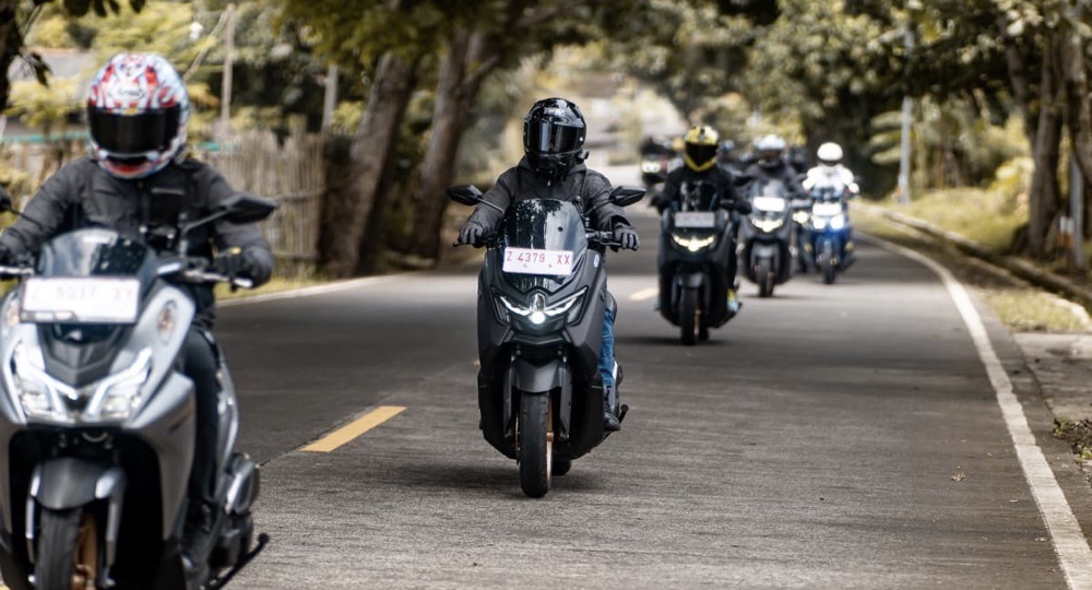MAXi “Turbo” Experience! Buktikan Ketangguhan Skuter MAXi Yamaha di Rute Menantang Pantai Selatan