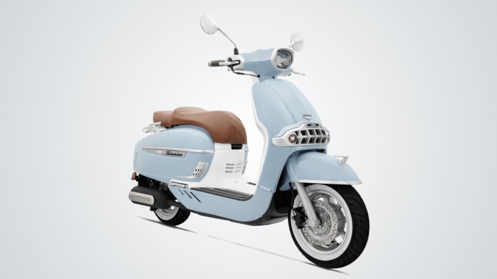 Keeway Sixties 250i Maxi Scooter Bergaya Retro dengan Mesin 250cc dan Teknologi ABS Modern