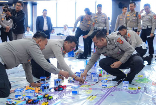 Optimalkan Jalur Mudik dan Wisata, Polda Jabar Gelar Simulasi Tactical Floor Game Operasi Ketupat 2026